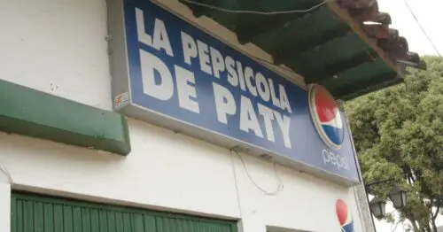 LA PEPSI COLA DE PATY LA PEPSI COLA DE PATY